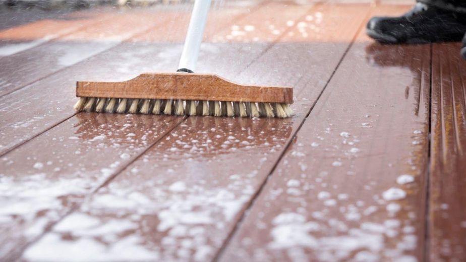 How To Clean Composite Decking?