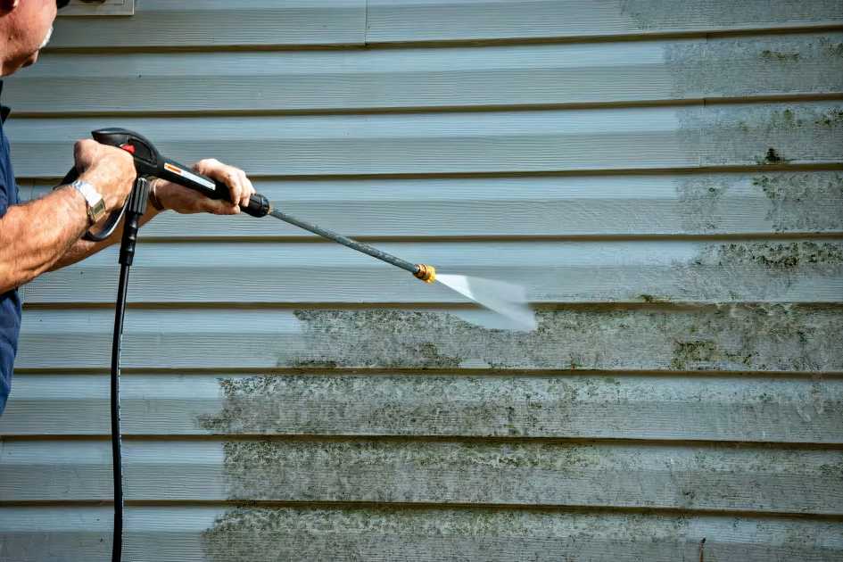 How To Soft Wash Vinyl Siding?