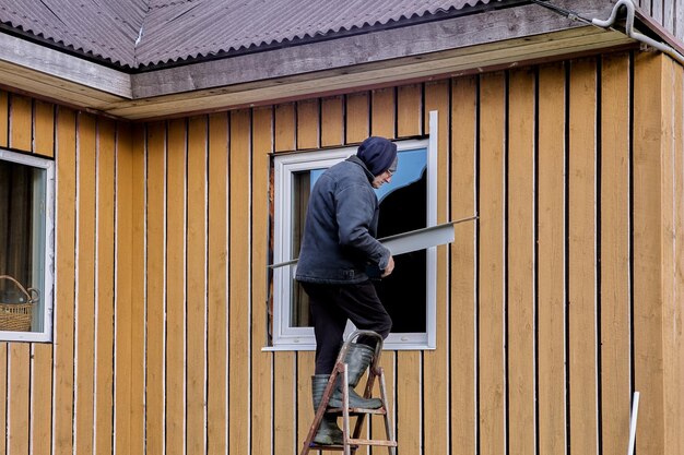 What Is The Best Thing To Clean House Siding With?