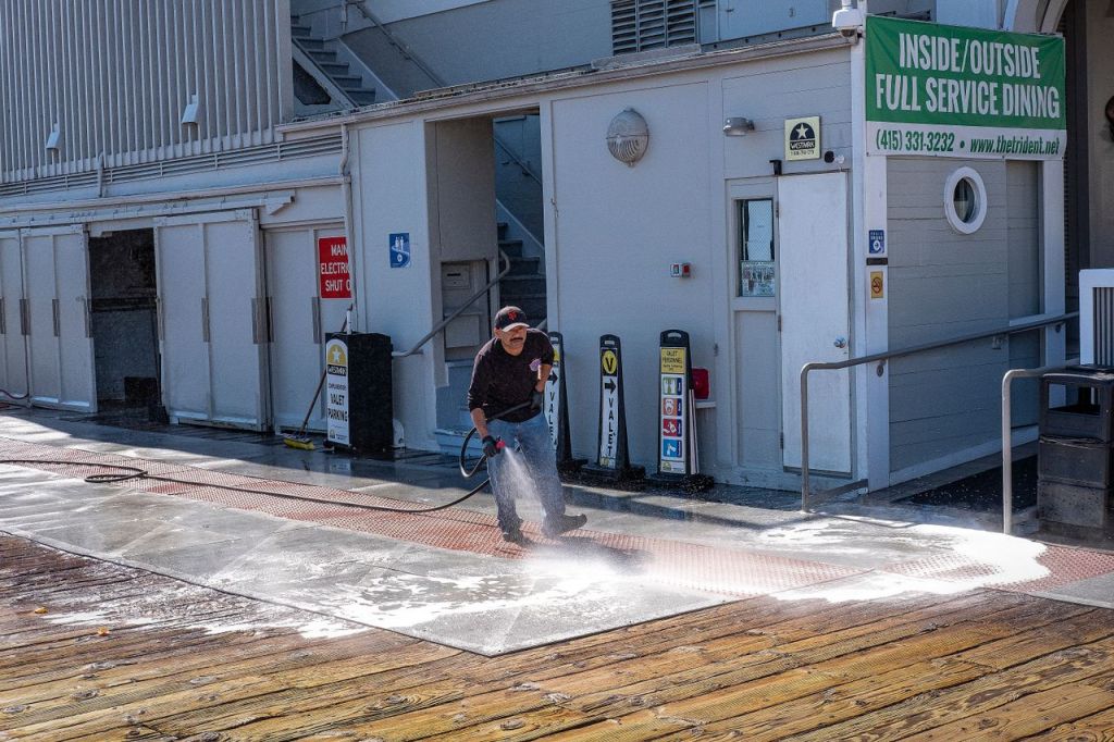 Pressure Wash Your House in Virginia?